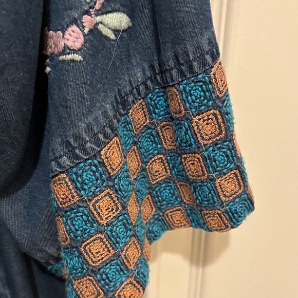 Johnny Was Navy Floral Embroidered Jean Jacket - Picture 10 of 16